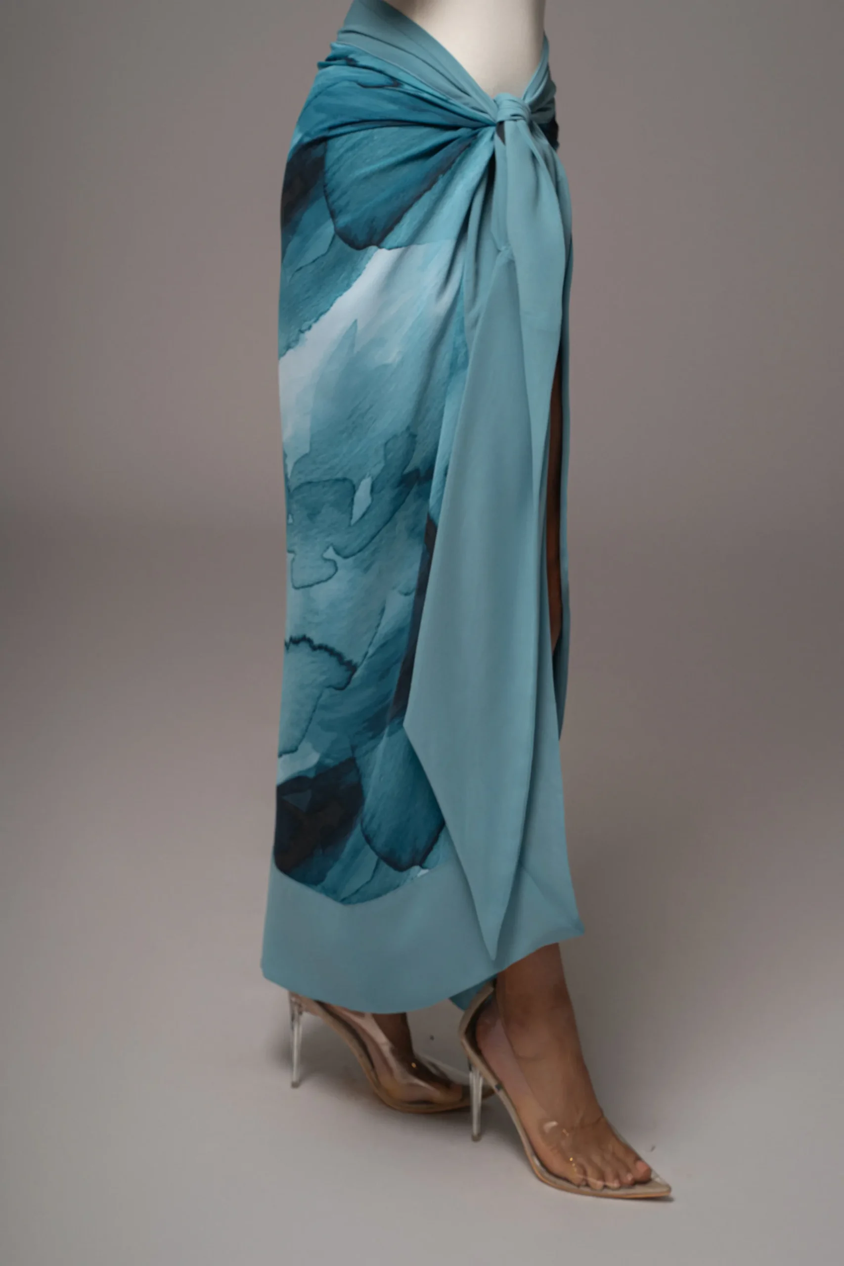 JLUXLABEL Blue Abstract Marine Print Sarong