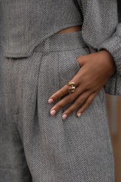 JLUXLABEL Gold Wavy Ring