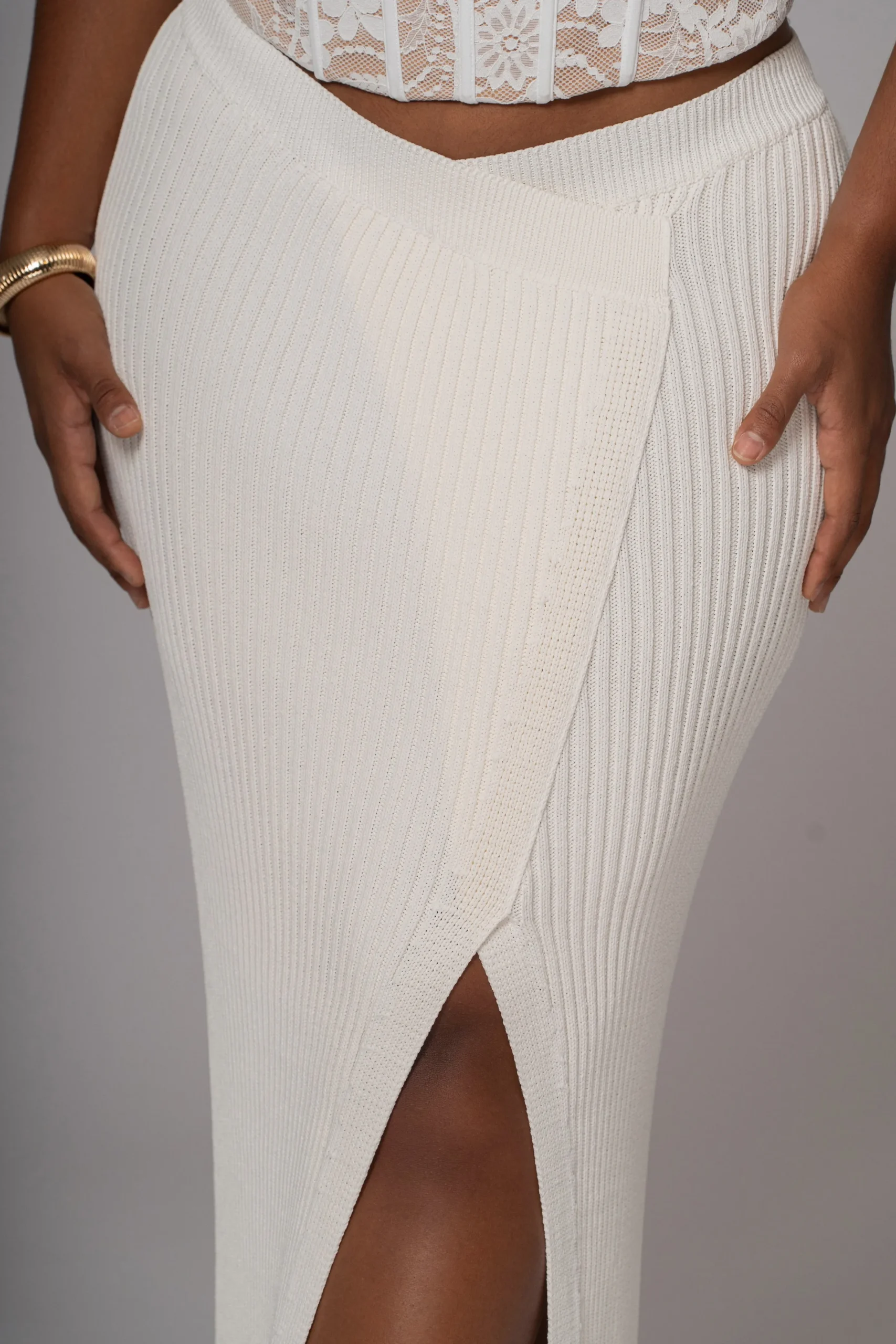 JLUXLABEL Ivory Hamptons Ribbed Slit Skirt