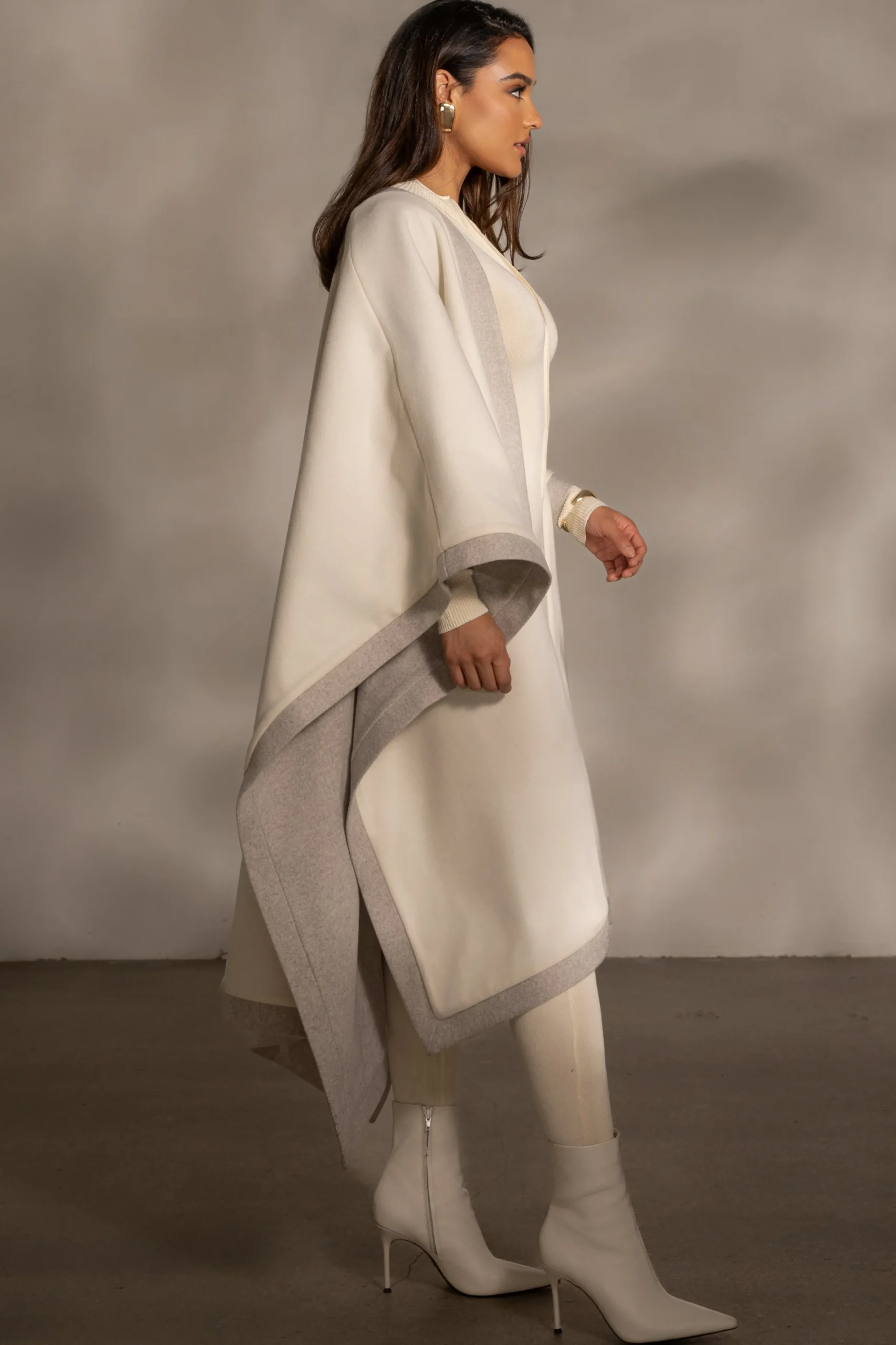 JLUXLABEL Ivory Park City Reversible Shawl