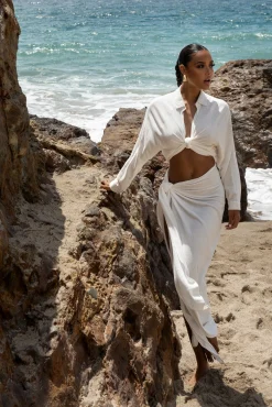 JLUXLABEL White SAYLOR LINEN SARONG