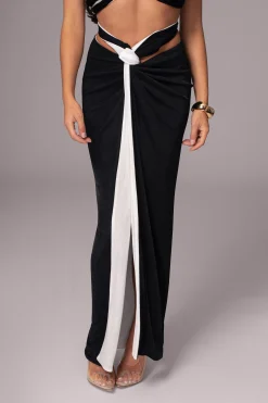 JLUXLABEL White/Black Venus Reversible Skirt Set