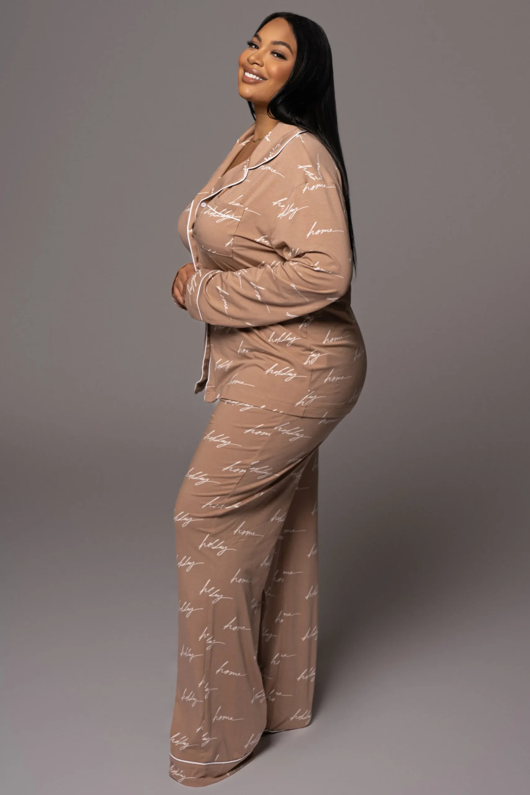 JLUXLABEL White/Tan Home For The Holiday Adult Pajama Set