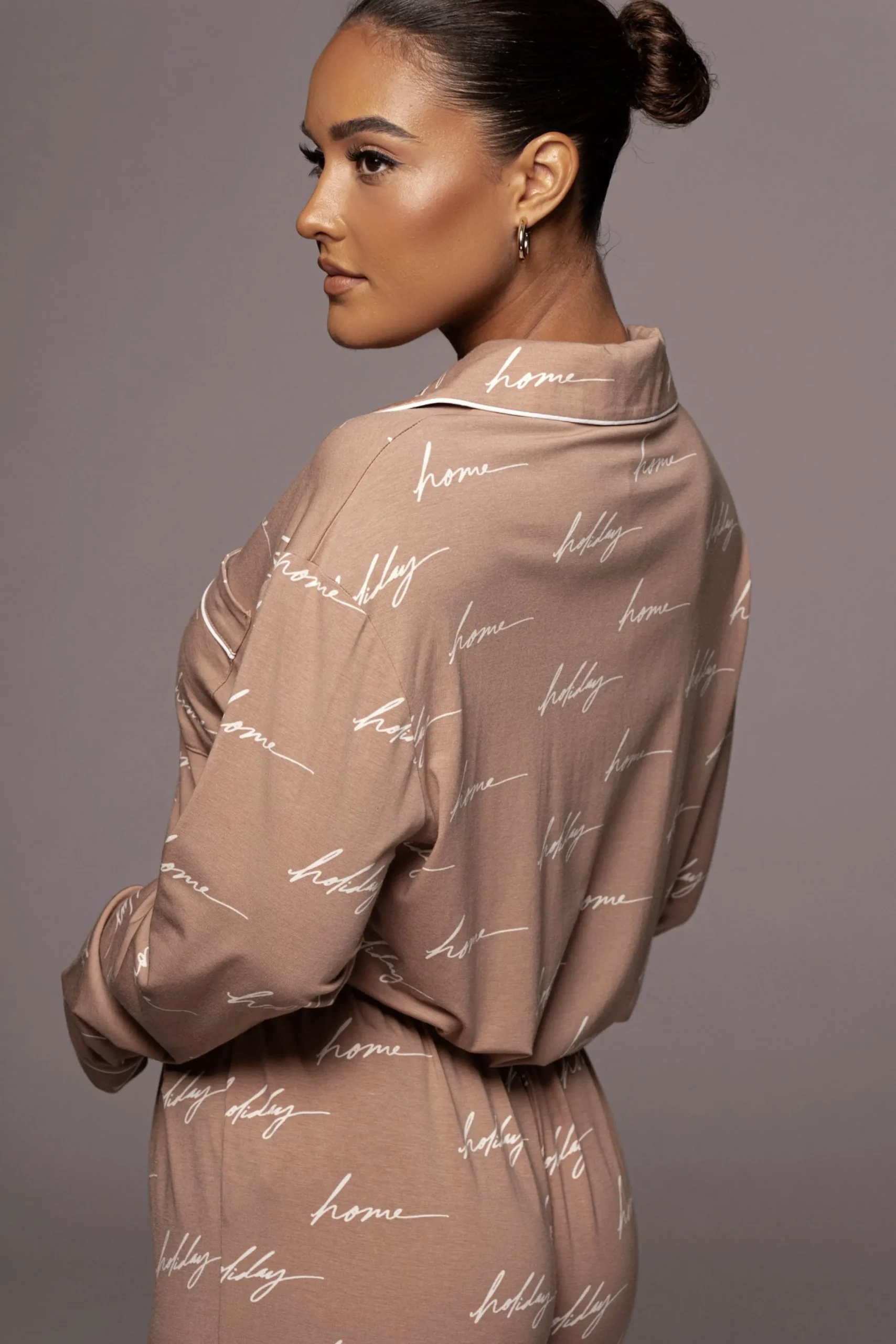 JLUXLABEL White/Tan Home For The Holiday Adult Pajama Set