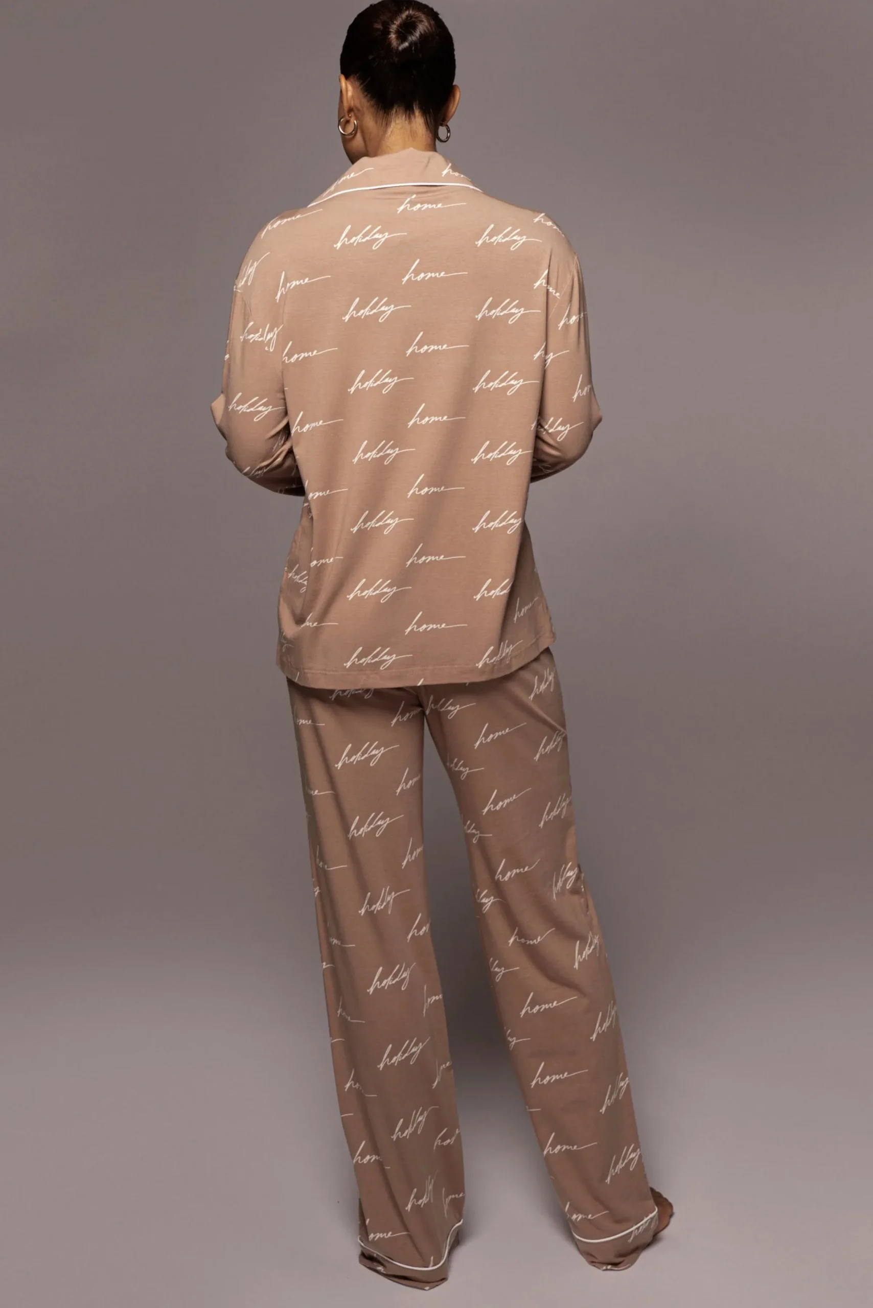 JLUXLABEL White/Tan Home For The Holiday Adult Pajama Set
